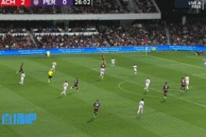 轻轻松松！奥卡福门前捡漏破门双响！AC米兰3-0珀斯光荣！图片